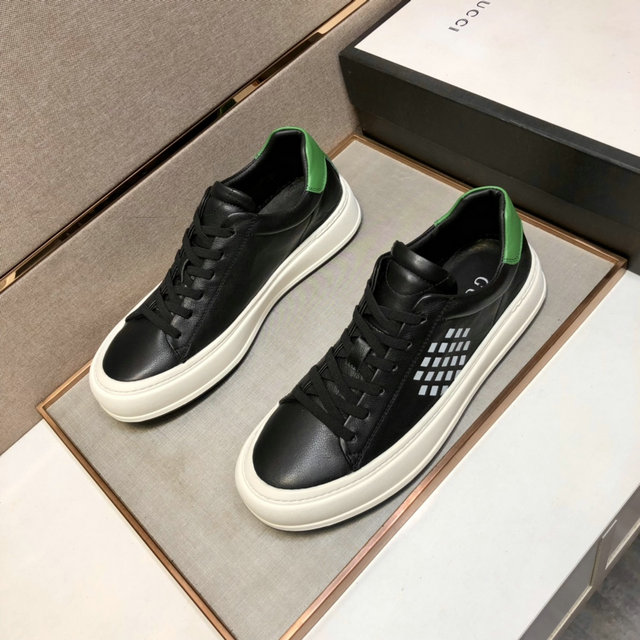men gucci shoes-055